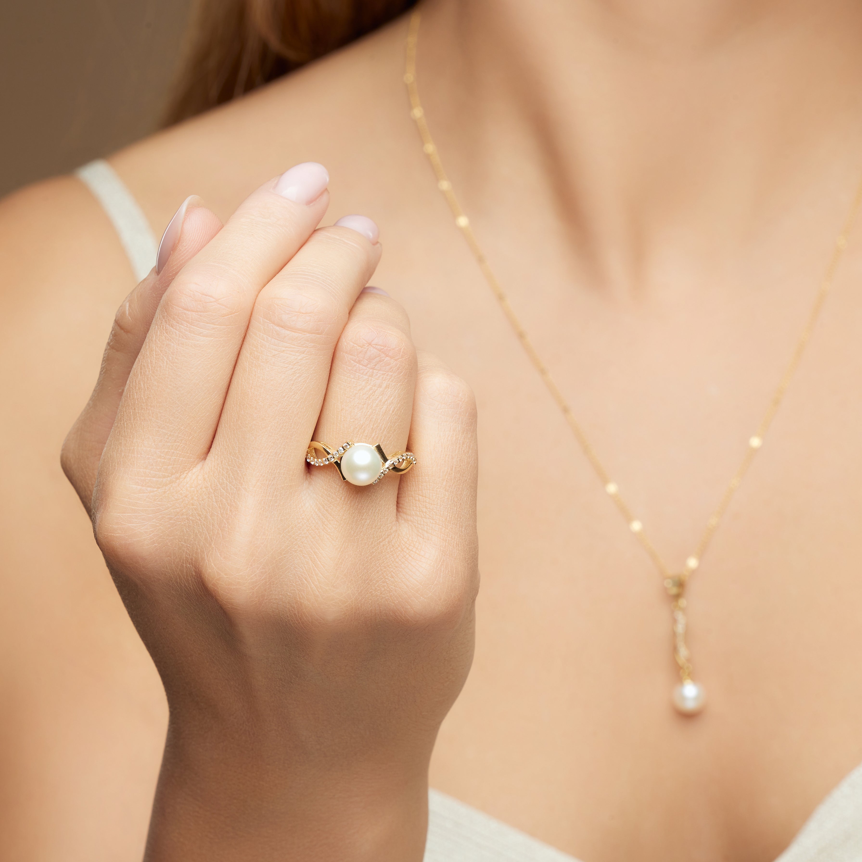 Bague en or jaune 14K avec la perle de culture